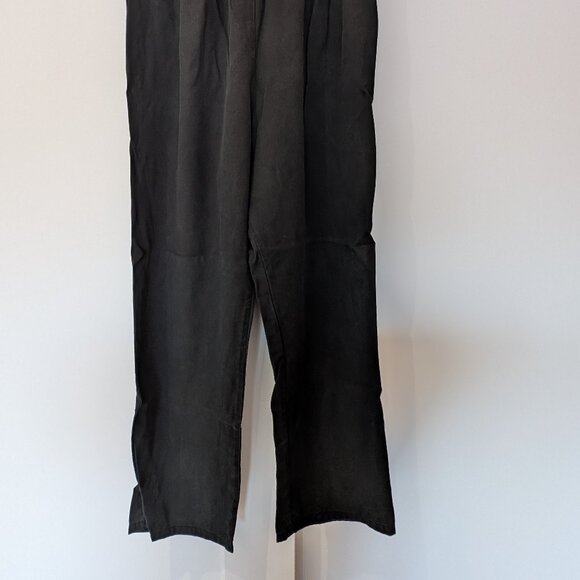 Black tapered trousers - Picture 2 of 3
